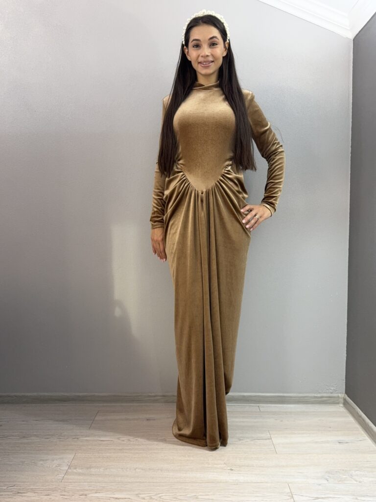 Coroana de catifea – Cafeniu Deschis Flawless Queen 8