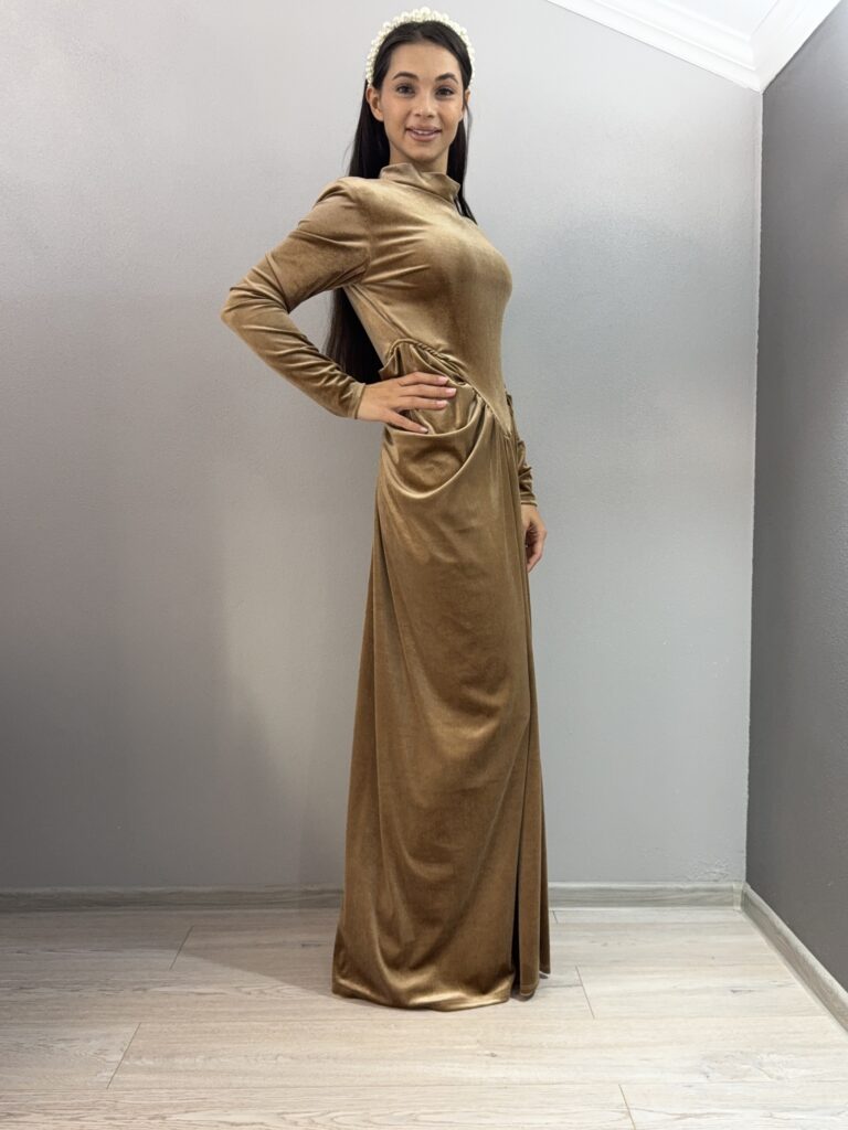 Coroana de catifea – Cafeniu Deschis Flawless Queen 7
