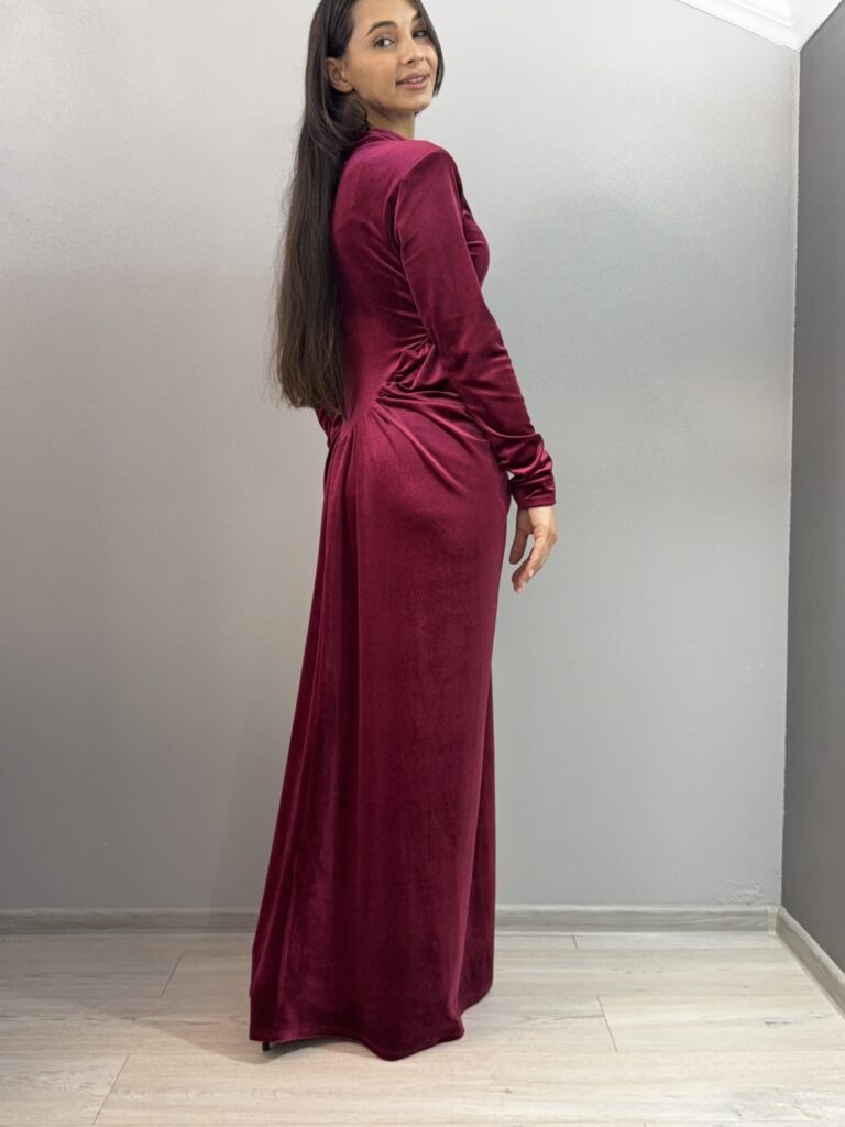 Coroana de catifea – Bordeaux Flawless Queen 5